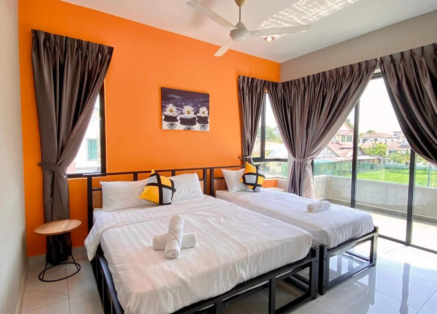 Villa Lyl Journey House At Ipoh Town Centre 17Pax 6Br