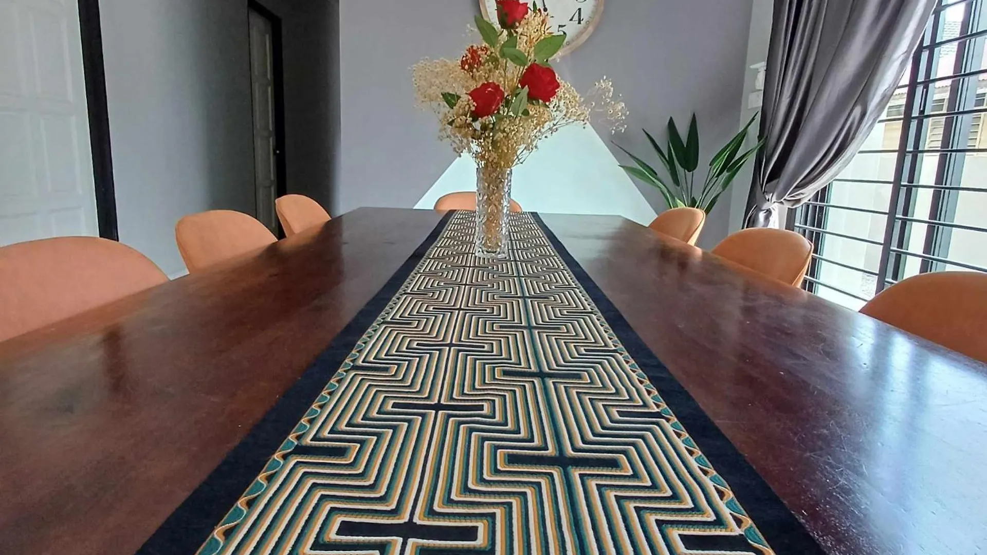 Villa Lyl Journey House At Ipoh Town Centre 17Pax 6Br