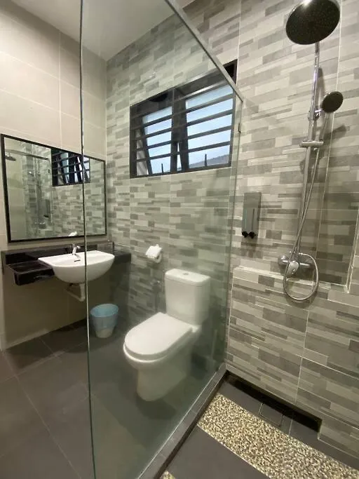 Villa Lyl Journey House At Ipoh Town Centre 17Pax 6Br